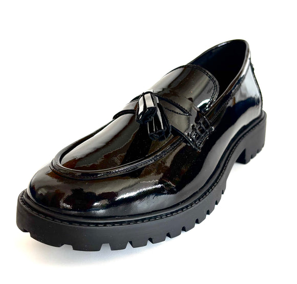 HUSH PUPPIES ABIGAIL CHUNKY TASSEL PATENT LOAFER